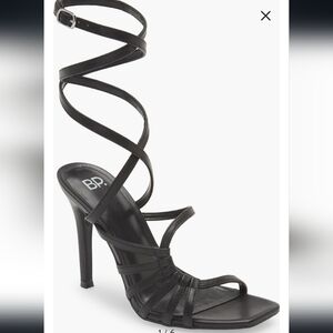 Valerie Wraparound Ankle Strap Sandal (Women) BP. Size 8 1/2 M black NWT heels